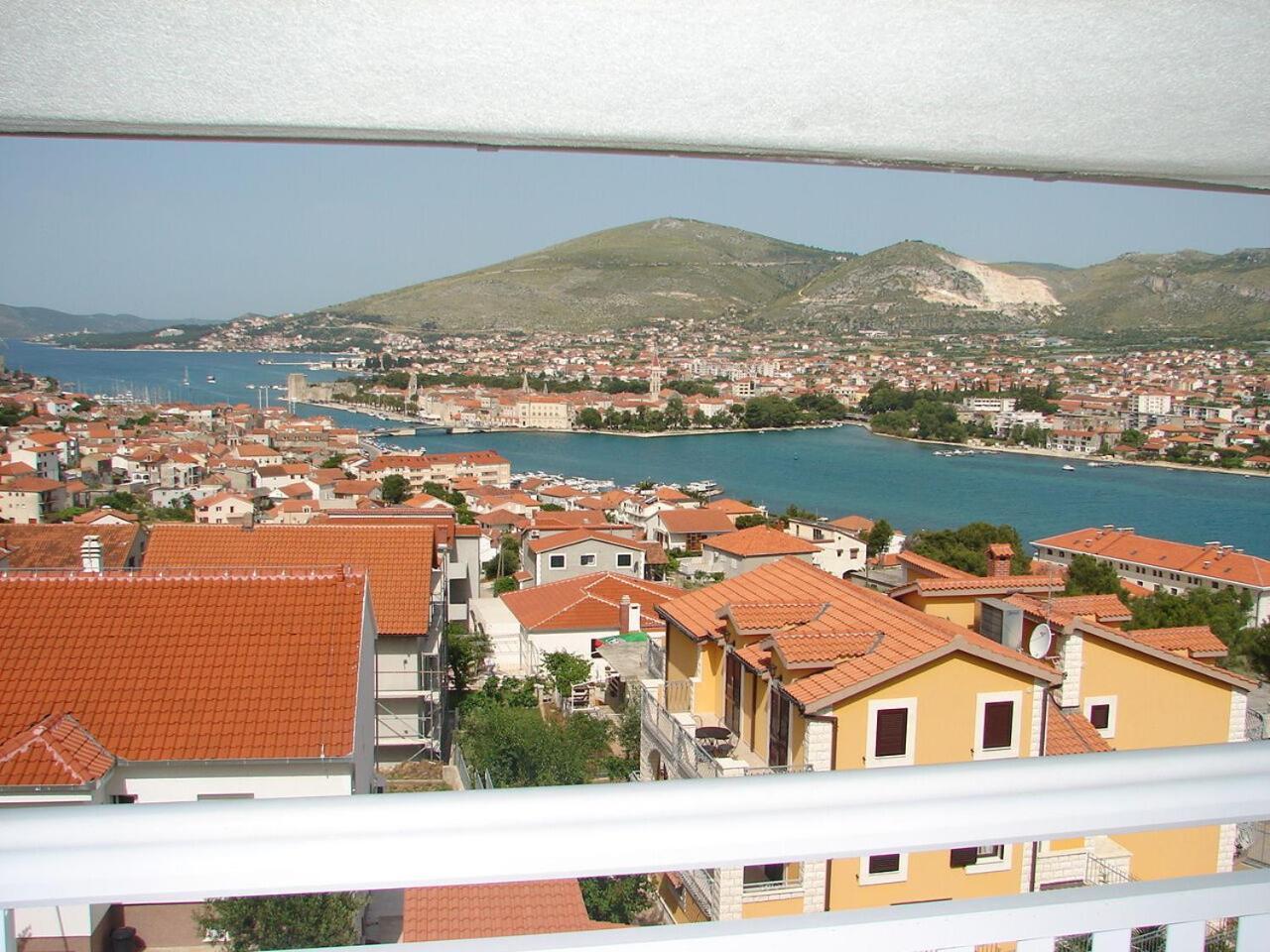 Apartments Mara Trogir Extérieur photo